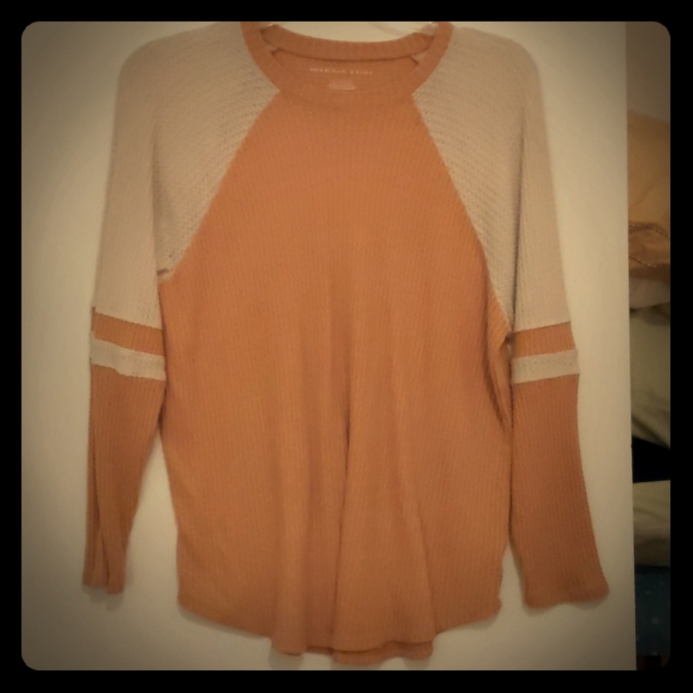 Waffle knit, baseball style long sleeve